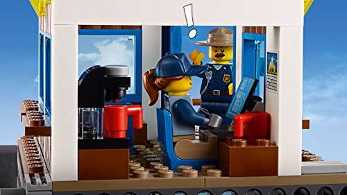 LEGO 60174 City Police Quartier generale della polizia di montagna