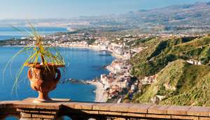 Villaggio Artemide Giardini Naxos provincia di Messina [47€ a notte una tripla]