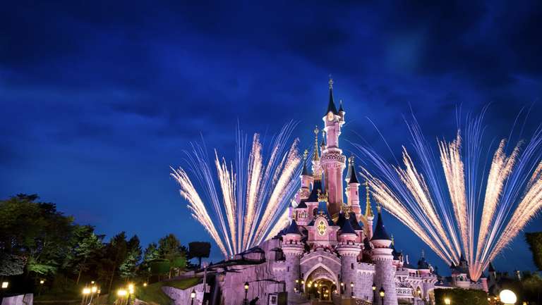MAGIC OVER DISNEY a Disneyland Paris – 2 notti in hotel e 3 giorni di ingresso ai parchi [da 159€/persona]